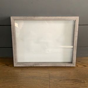 Shadow box frame